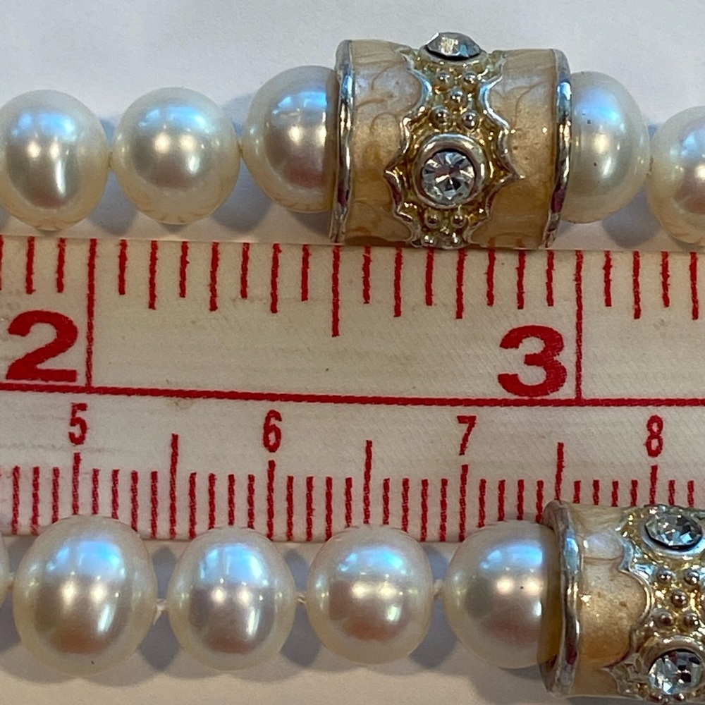 Freshwater pearls creamy white, hand knotted 57” necklace and bracelet set - Picture 11 of 11
